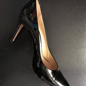 M gemi black patent pumps (the esatto) size 37